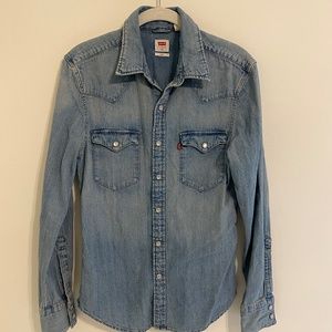 Levi's Western Demin Shirt - NWOT - Slim Fit